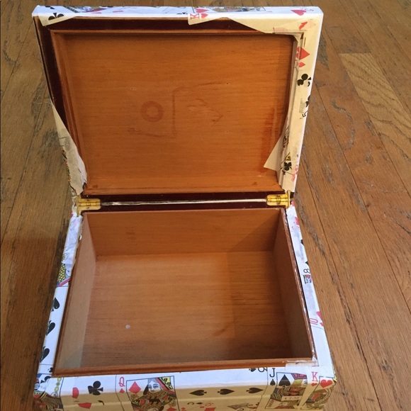 Custom Playing Cards Cigar Miscellaneous Stash Box - Picture 6 of 6